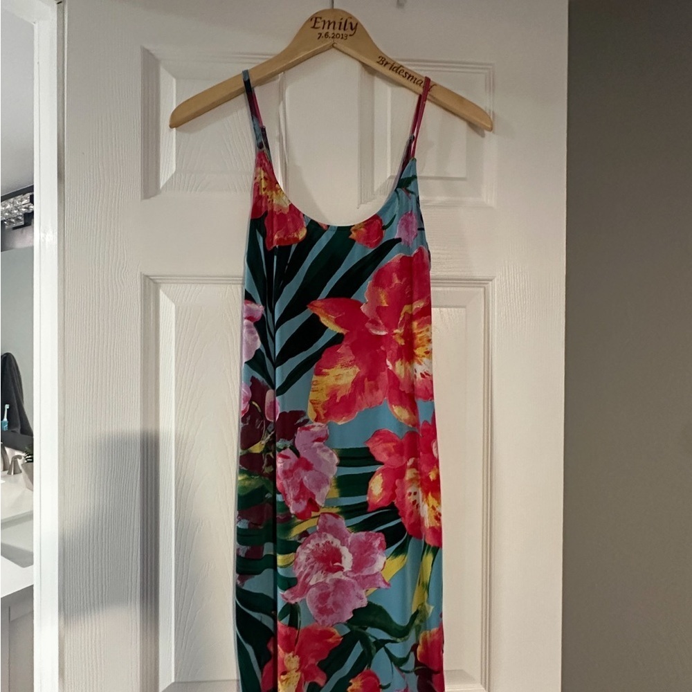 VENUS Floral Midi Dress - Multicolor